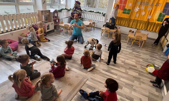 Zajęcia taneczne Przedszkole Ważka Zajęcia taneczne Przedszkole Ważka